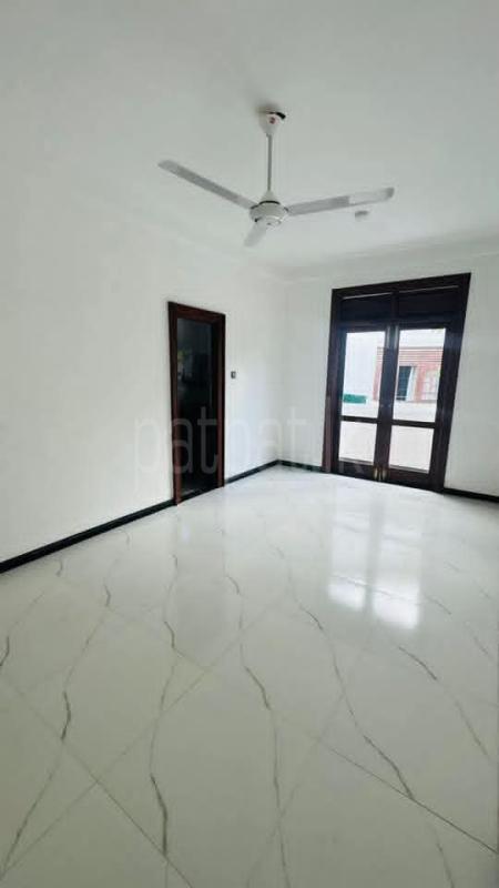 House for Sale in Kahathuduwa