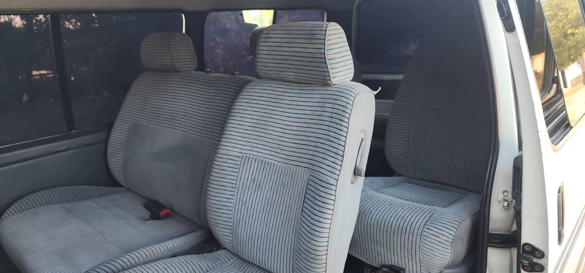 Toyota Hiace 1994 - Used Van sale in Sri Lanka - patpat.lk