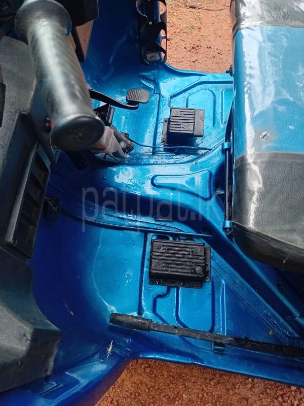 Bajaj 4 stroke 2012 - Used Three wheeler sale in Sri Lanka - patpat.lk