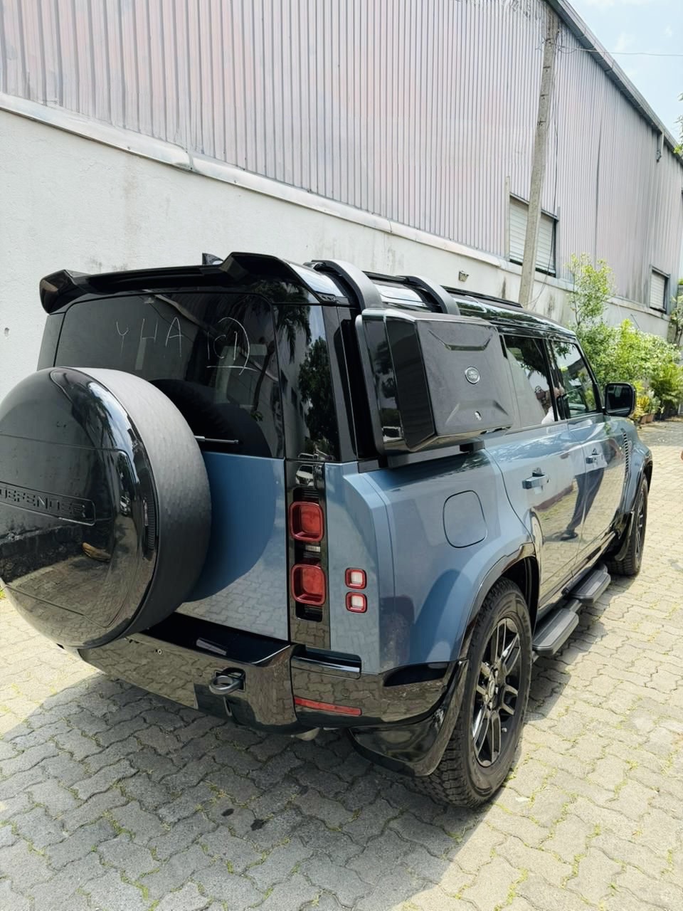 Land Rover Defender 2025 - Brand New SUV sale in Sri Lanka - patpat.lk