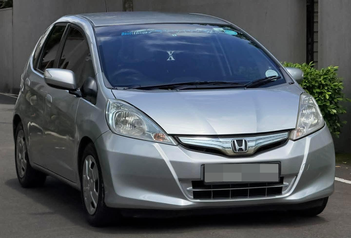 Honda Fit 2011 - பயன்படுத்தப்பட்டது கார் sale in Sri Lanka - patpat.lk