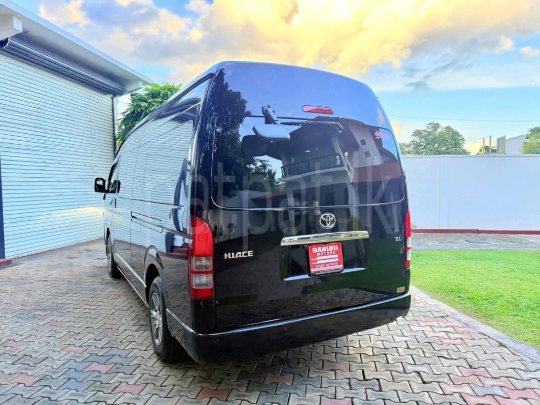 Toyota Hiace 2025 - අලුත් වෑන් රථය sale in Sri Lanka - patpat.lk