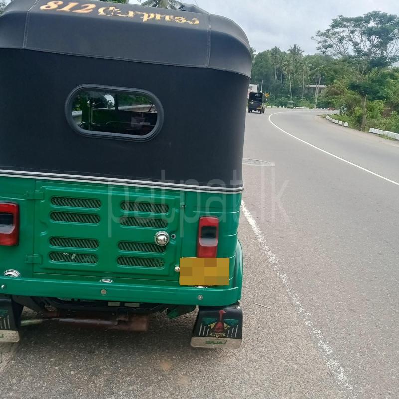 Bajaj Three Wheel 2007 - பயன்படுத்தப்பட்டது முச்சக்கர வண்டி sale in Sri Lanka - patpat.lk