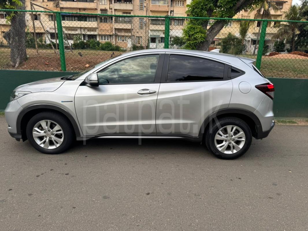 Honda Vezel 2014 - பயன்படுத்தப்பட்டது SUV sale in Sri Lanka - patpat.lk