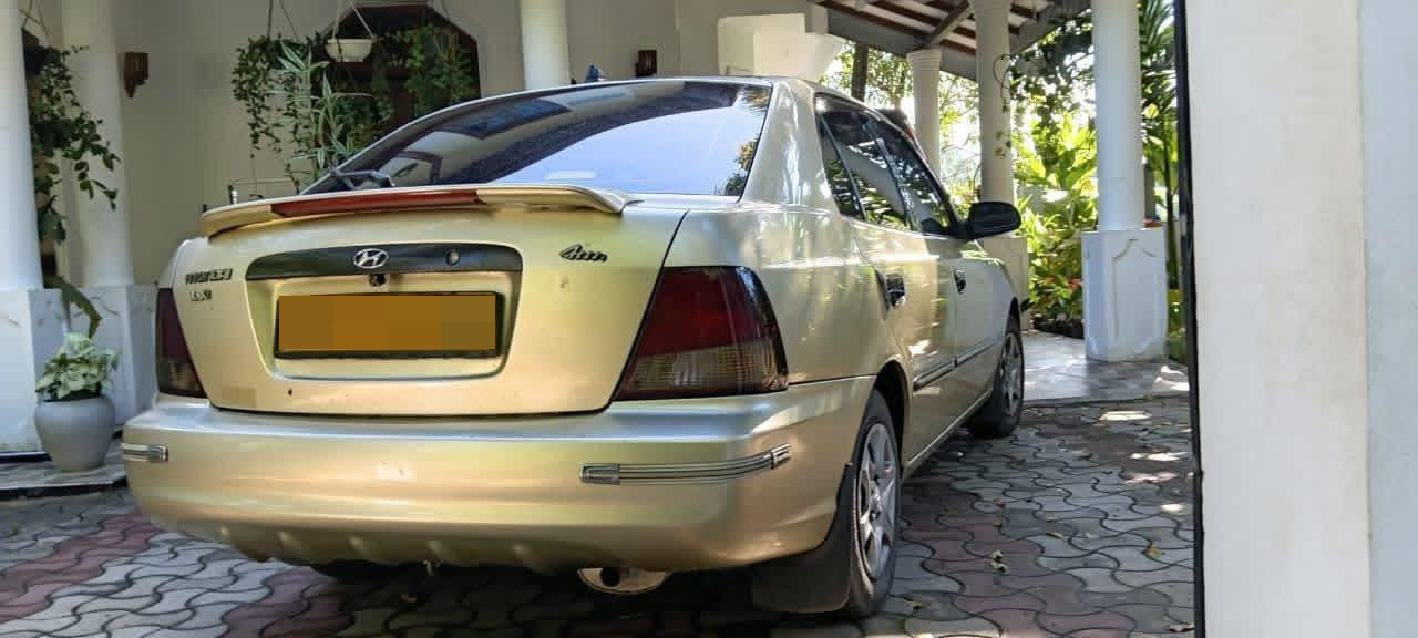 Hyundai Accent 2011 - Used Car sale in Sri Lanka - patpat.lk