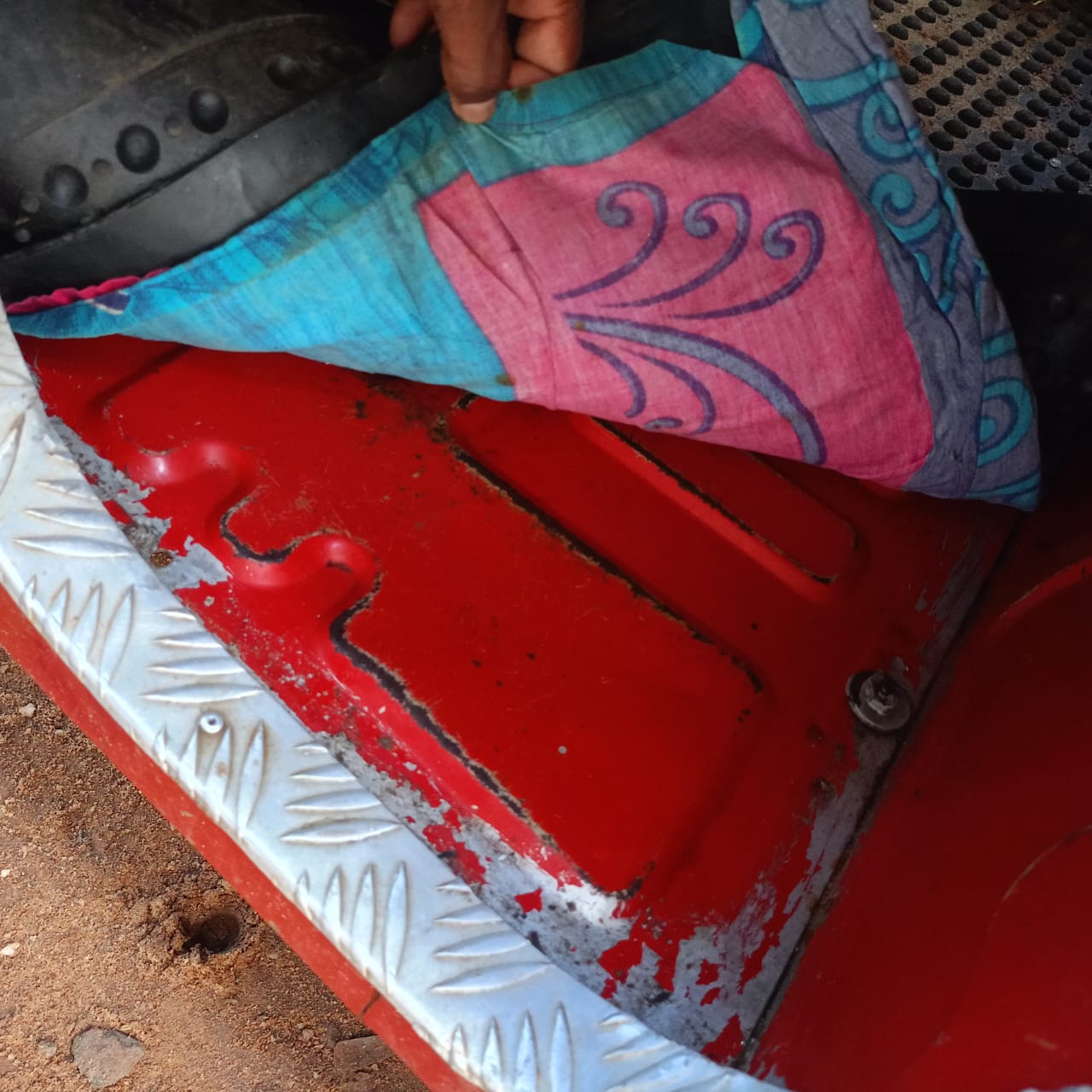 Bajaj Three Wheel 2015 - Used Three wheeler sale in Sri Lanka - patpat.lk