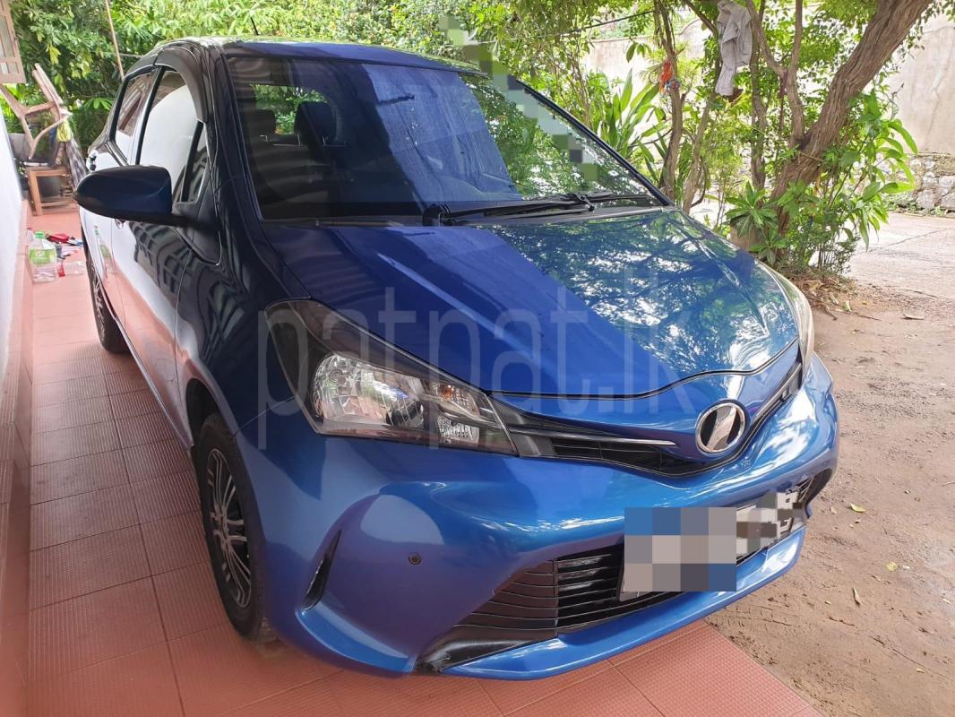 Toyota Vitz 2016 - பயன்படுத்தப்பட்டது கார் sale in Sri Lanka - patpat.lk