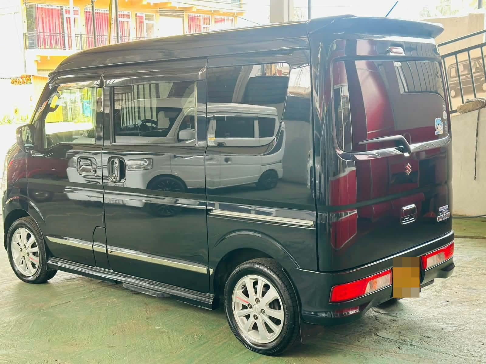 Advertisement image 5