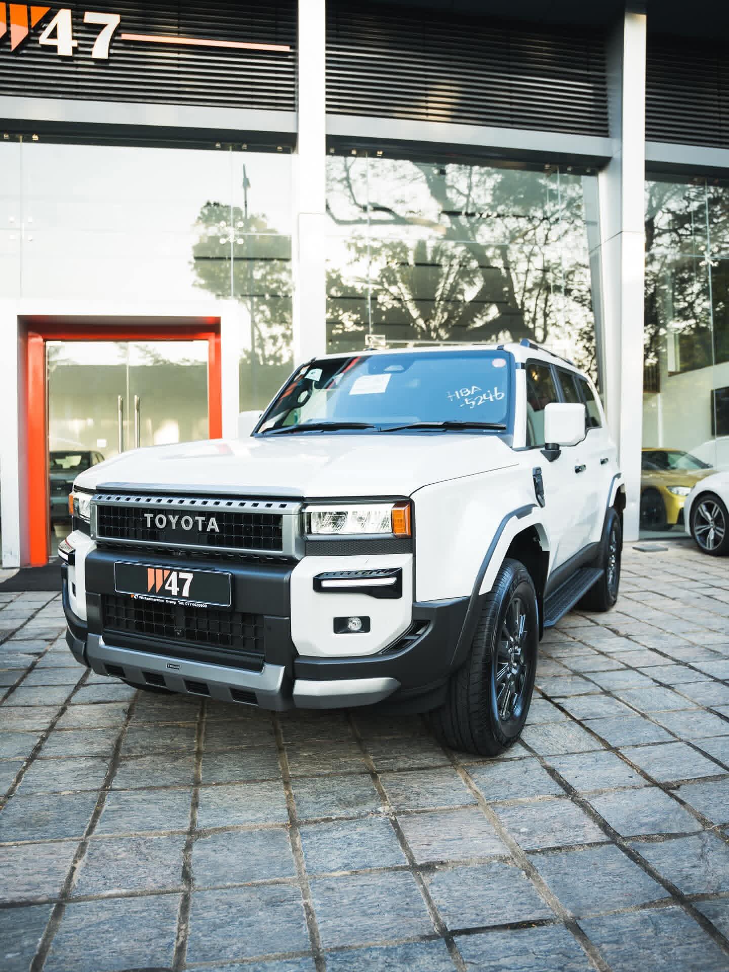 Toyota Land Cruiser 2025 ads-image-1