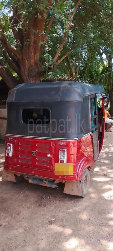 Bajaj Three Wheel 2016 - பயன்படுத்தப்பட்டது முச்சக்கர வண்டி sale in Sri Lanka - patpat.lk