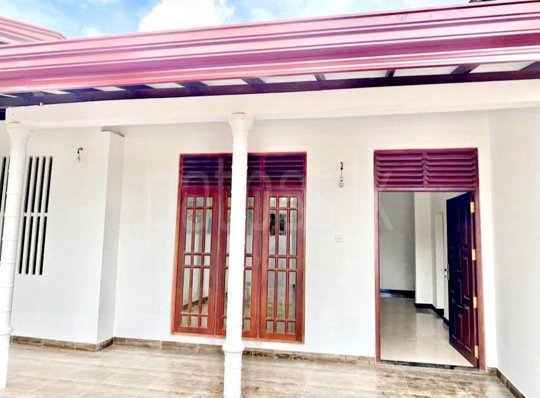 House for Sale in Kadawatha ads-image-1