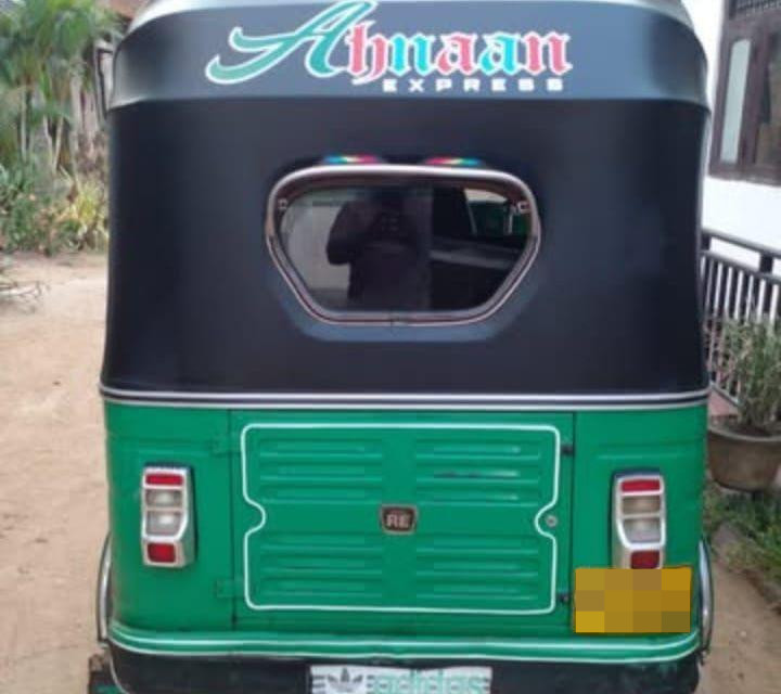 Bajaj Three Wheel 2013 - භාවිතා කරන ලද ත්‍රිරෝද රථය sale in Sri Lanka - patpat.lk