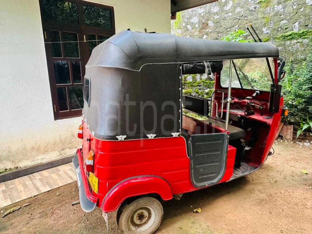 Bajaj 2 stroke 2007 - பயன்படுத்தப்பட்டது முச்சக்கர வண்டி sale in Sri Lanka - patpat.lk