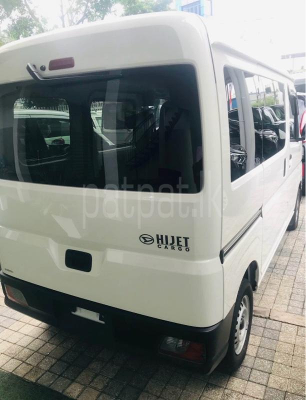 Advertisement image 5