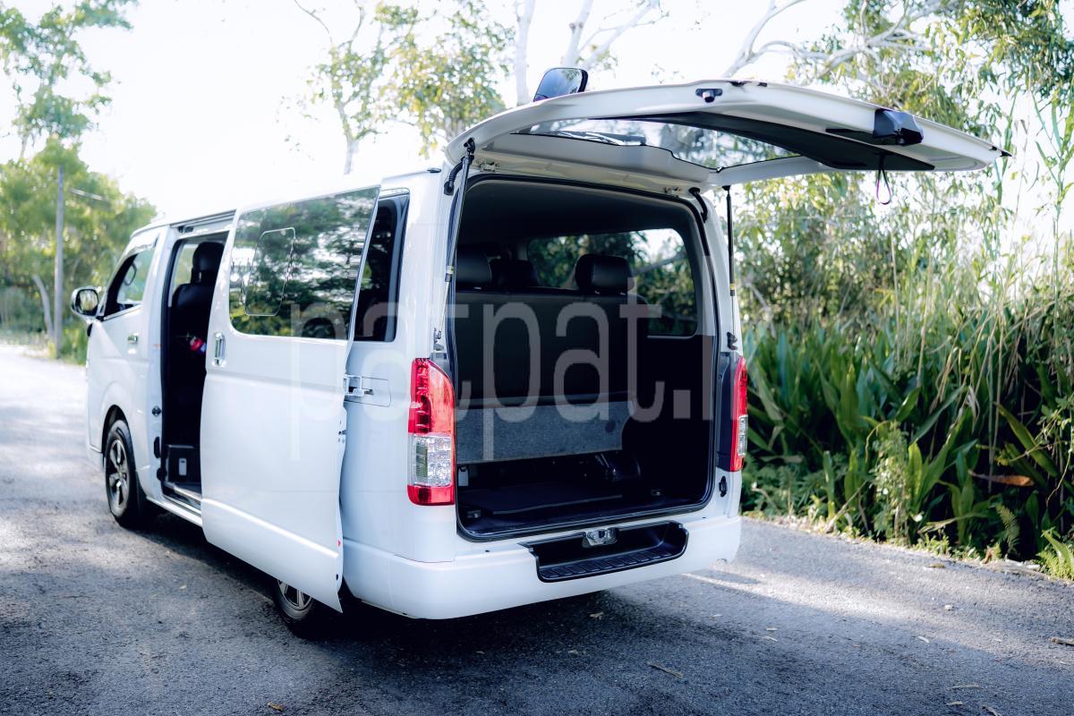 Advertisement image 6