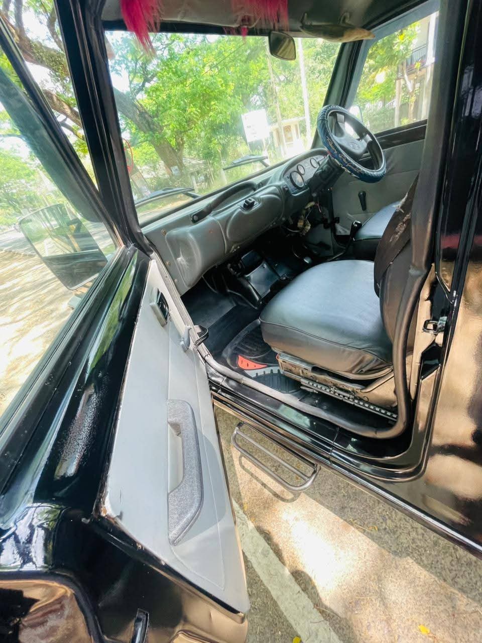 Mahindra Bolero 2016 - பயன்படுத்தப்பட்டது டிரக் sale in Sri Lanka - patpat.lk