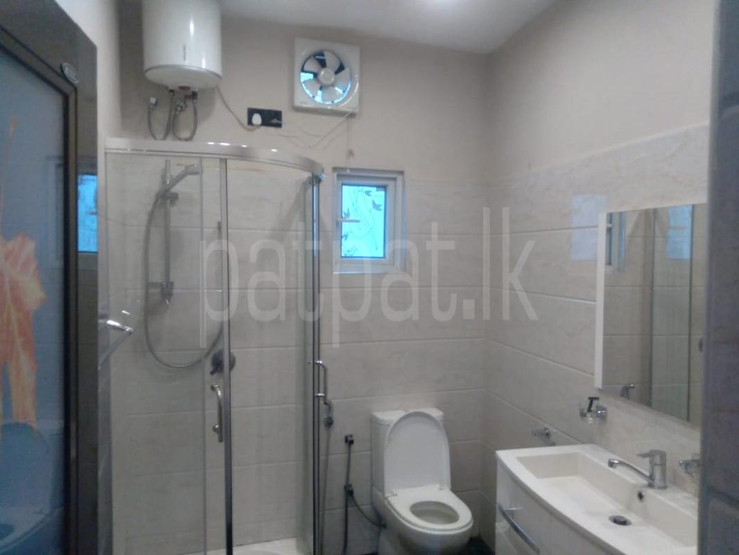 Annex for Rent in Ampitiya