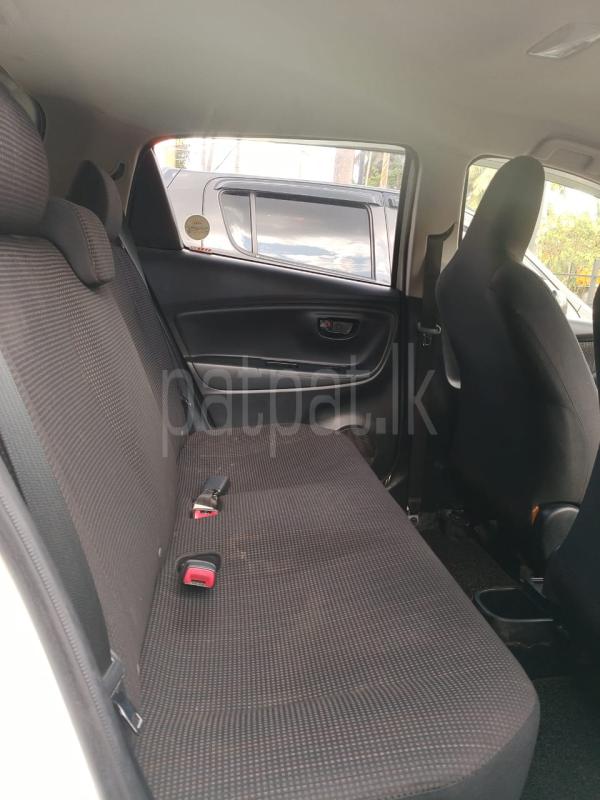 Toyota Vitz 2018 - பயன்படுத்தப்பட்டது கார் sale in Sri Lanka - patpat.lk