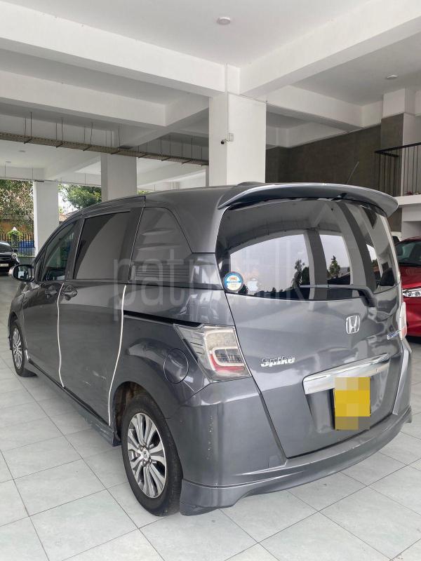 Advertisement image 4