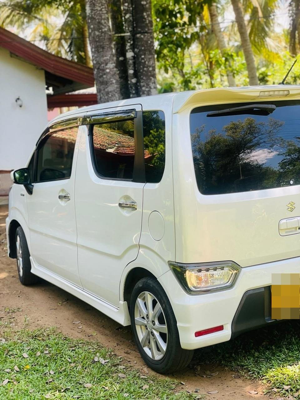 Suzuki Wagon R 2017 - භාවිතා කරන ලද කාර් sale in Sri Lanka - patpat.lk