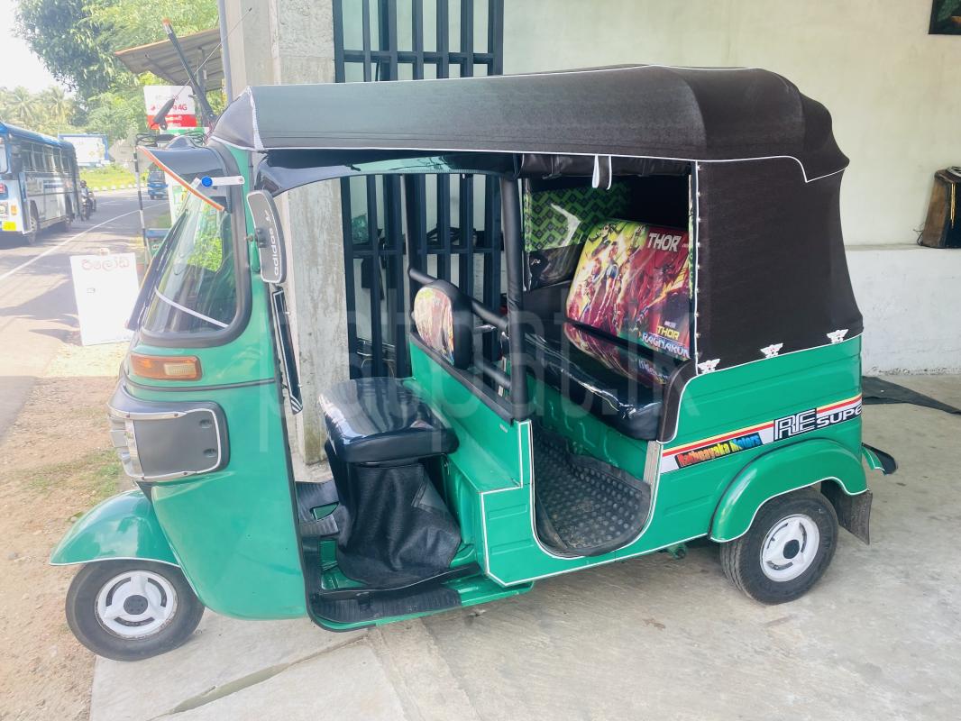 Bajaj 4 stroke 2015 - භාවිතා කරන ලද ත්‍රිරෝද රථය sale in Sri Lanka - patpat.lk