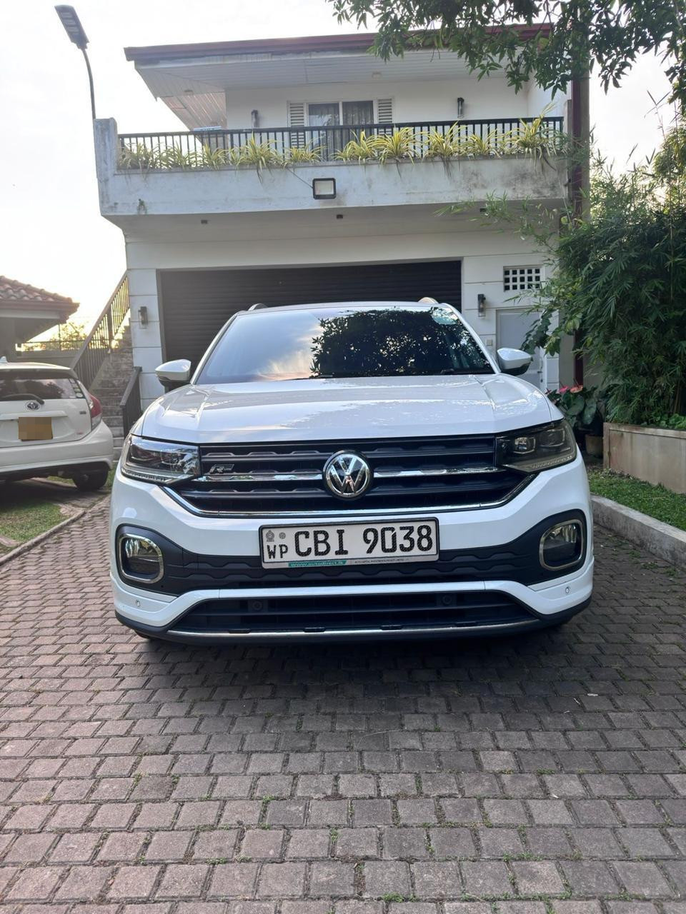 Volkswagen T CROSS R LINE 2019 - Used SUV sale in Sri Lanka - patpat.lk