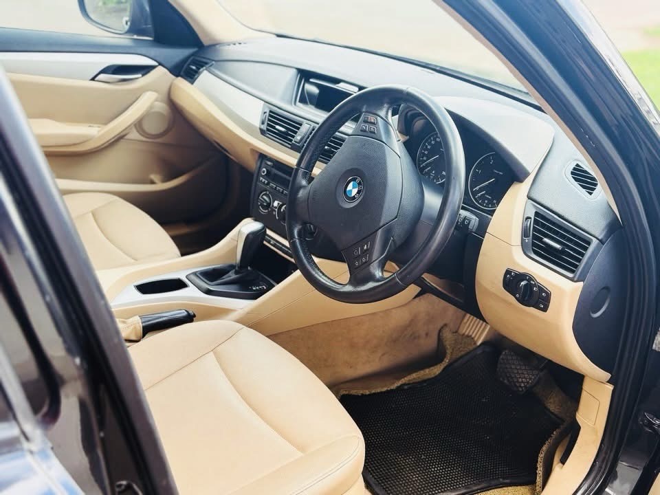 BMW x1 2011 - பயன்படுத்தப்பட்டது SUV sale in Sri Lanka - patpat.lk