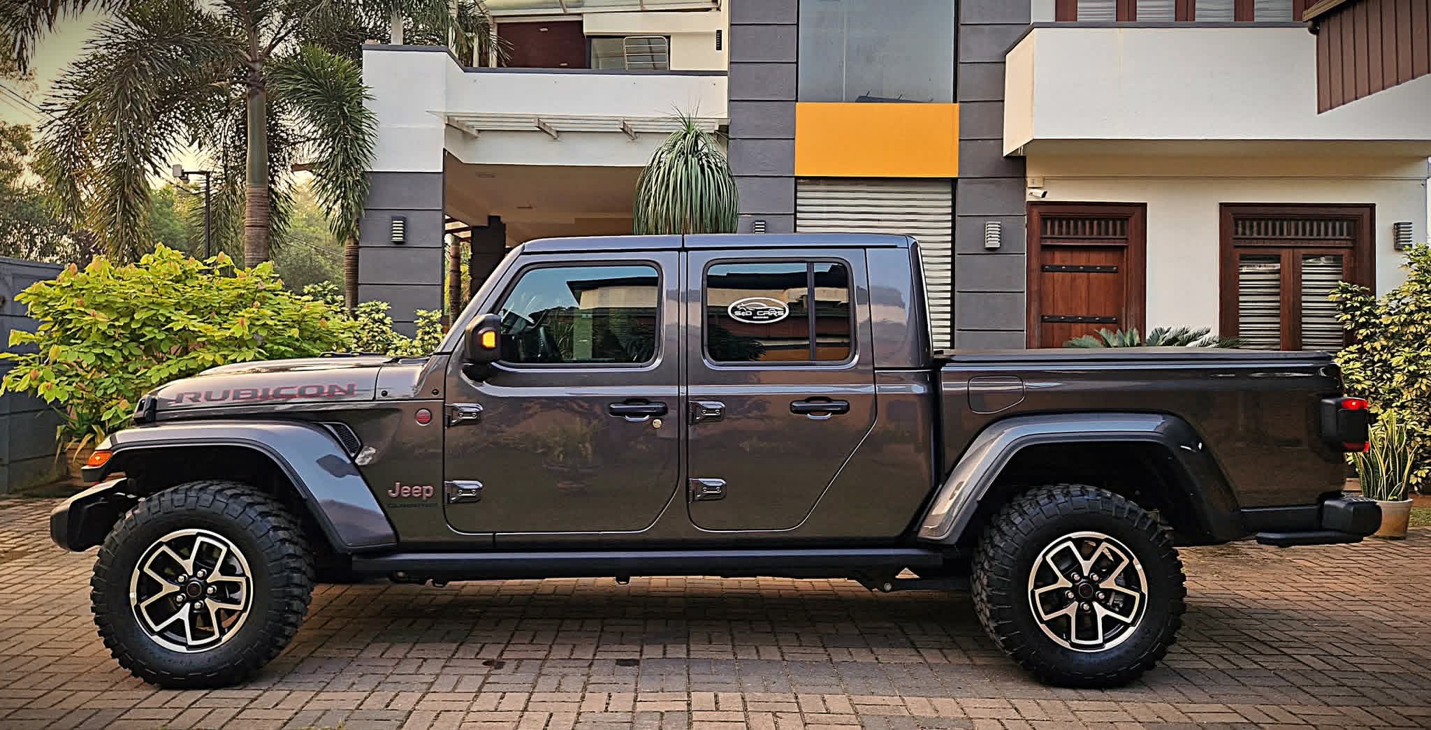 Jeep Wrangler 2025 - பயன்படுத்தப்பட்டது சரக்கு போக்குவரத்து sale in Sri Lanka - patpat.lk