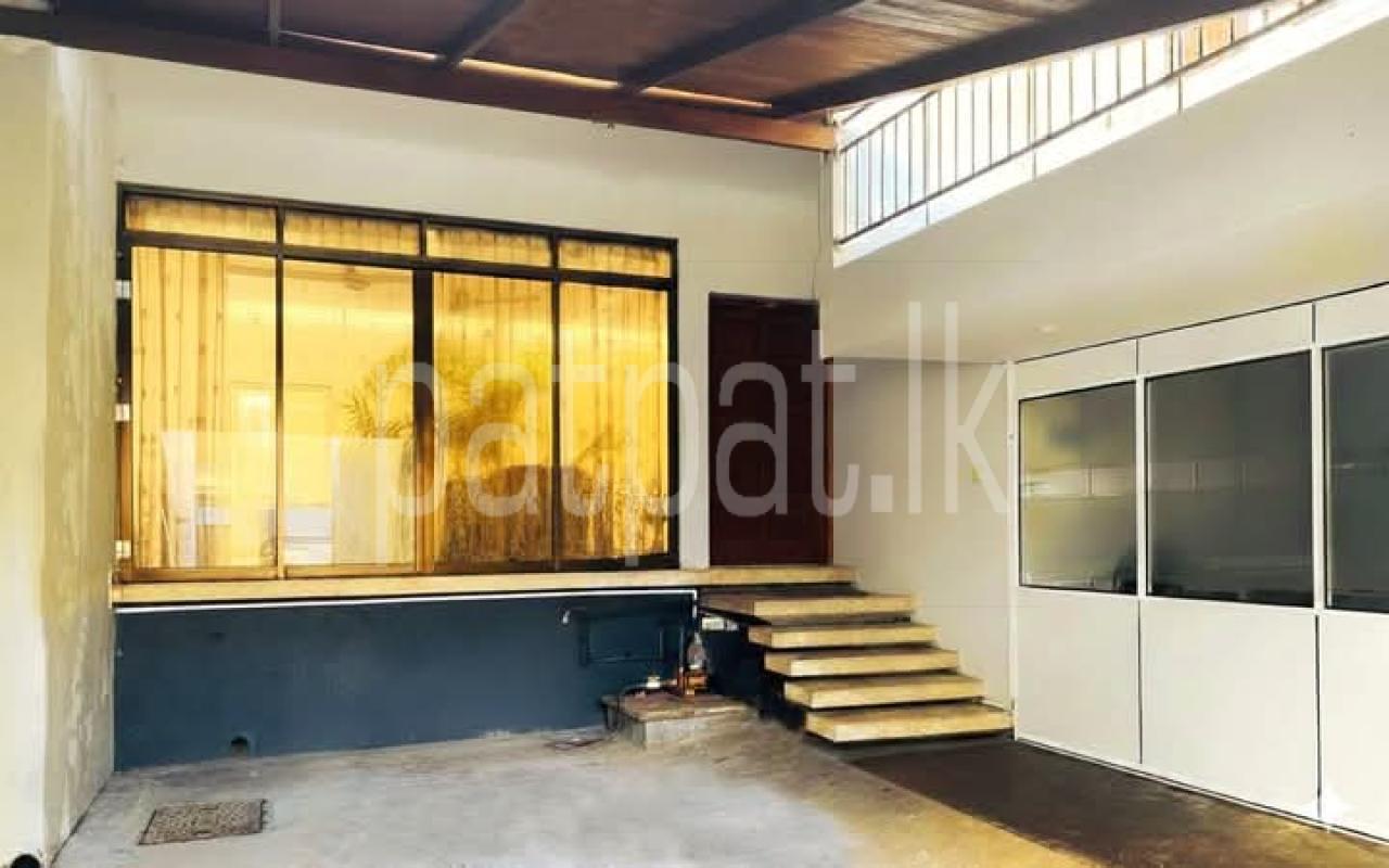 House for Sale in Kollupitiya (Colombo 03) ads-image-1