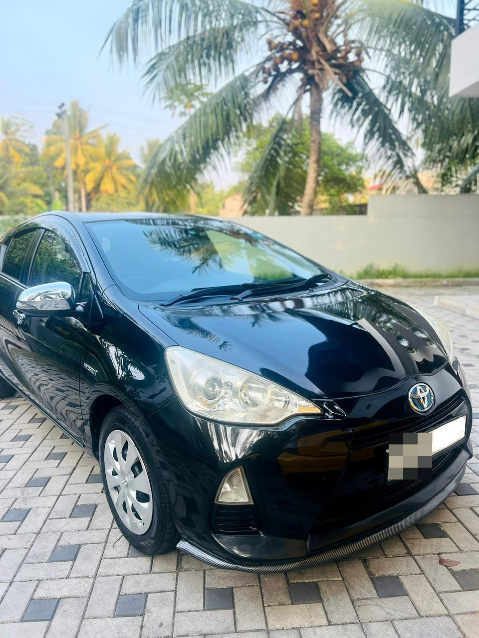 Toyota Aqua 2014 ads-image-1