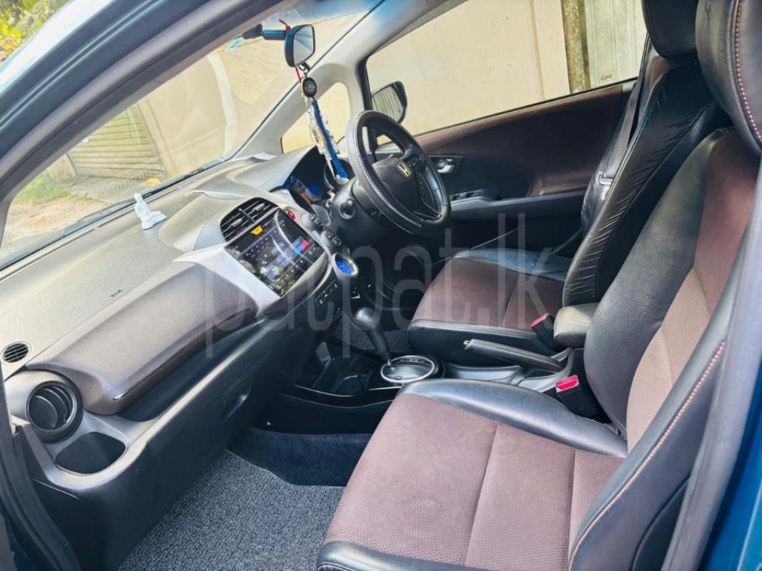 Advertisement image 5