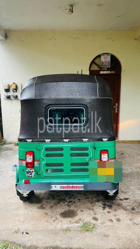 Bajaj 2 stroke 2005 - பயன்படுத்தப்பட்டது முச்சக்கர வண்டி sale in Sri Lanka - patpat.lk