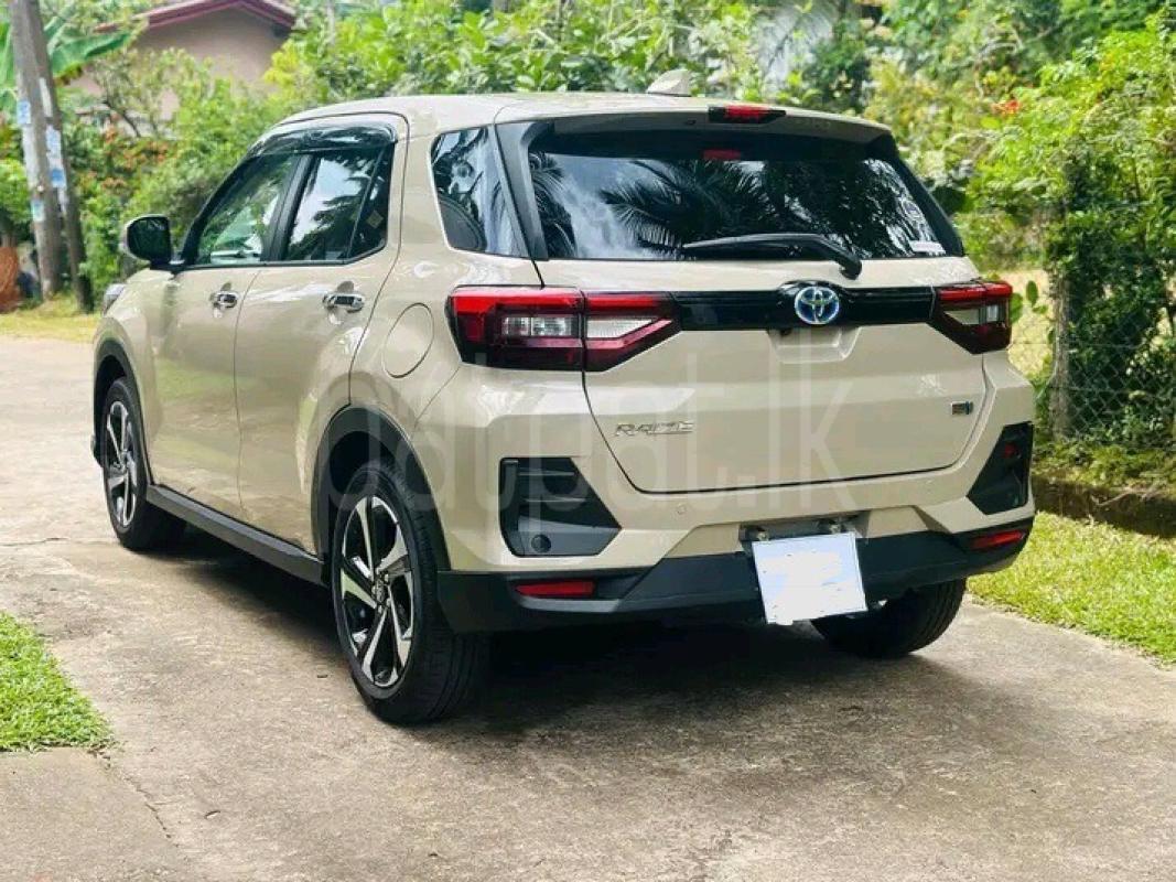 Advertisement image 4