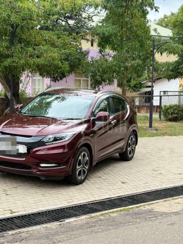 Honda Vezel 2014 - பயன்படுத்தப்பட்டது SUV sale in Sri Lanka - patpat.lk