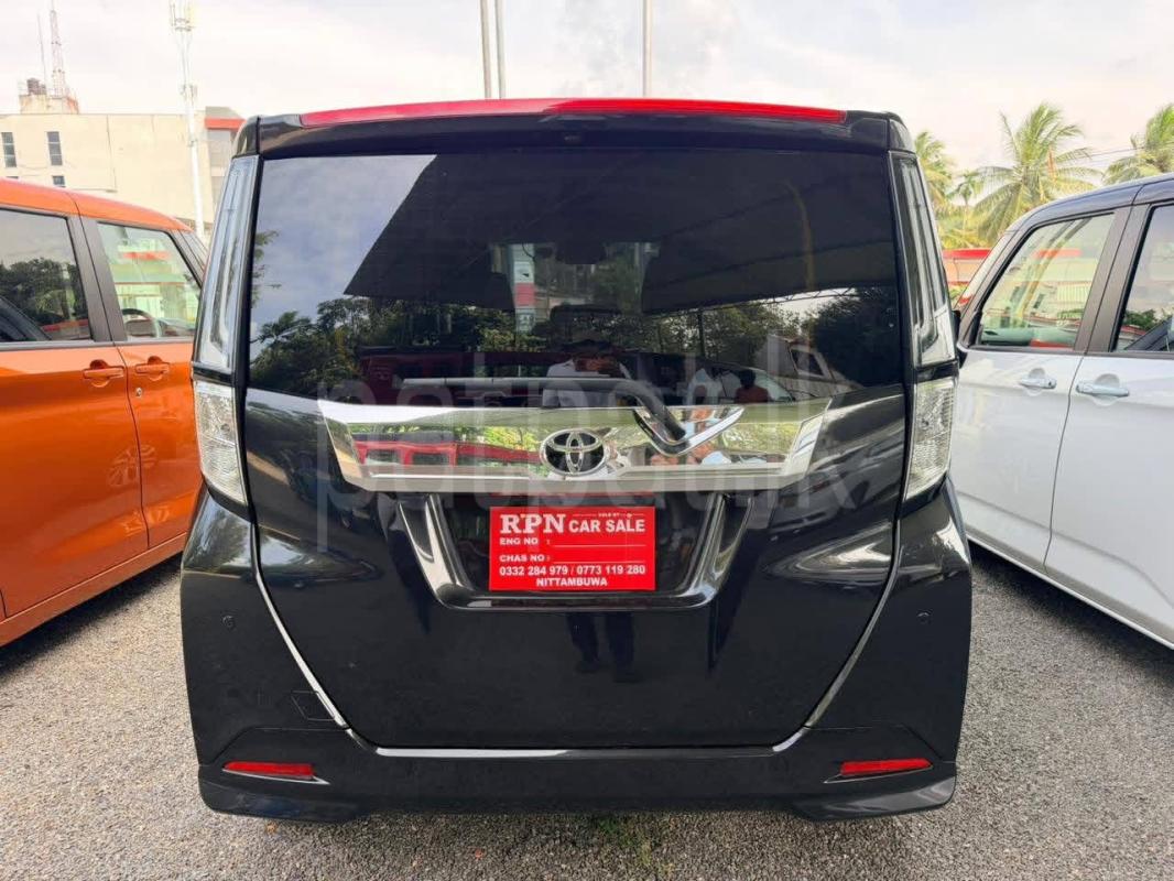 Toyota Roomy 2024 - අලුත් වෑන් රථය sale in Sri Lanka - patpat.lk