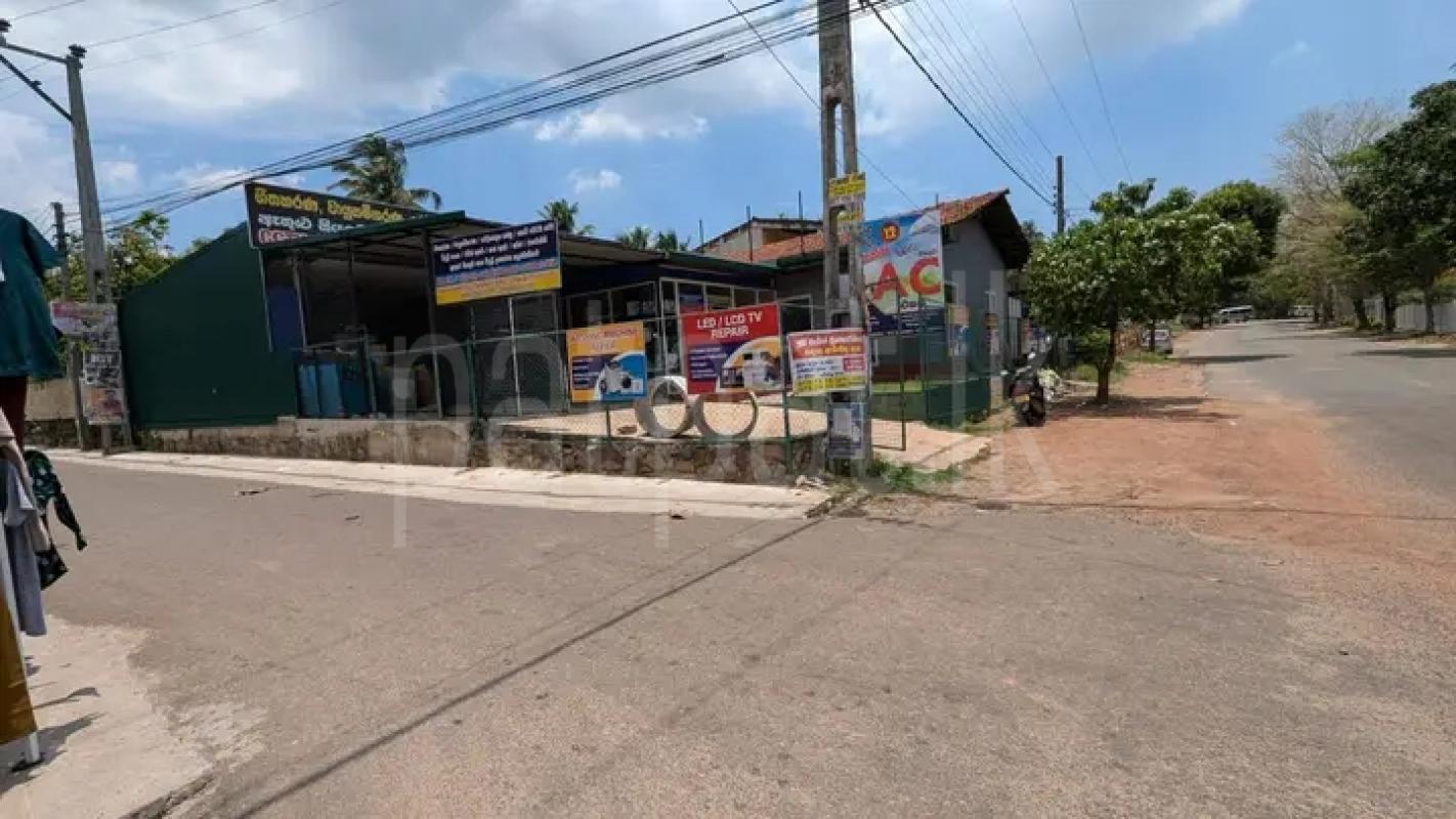 Commercial Land for Sale in Minuwangoda