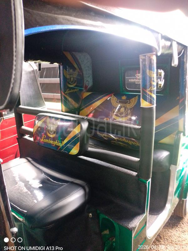 Bajaj Three Wheel 2012 - பயன்படுத்தப்பட்டது முச்சக்கர வண்டி sale in Sri Lanka - patpat.lk