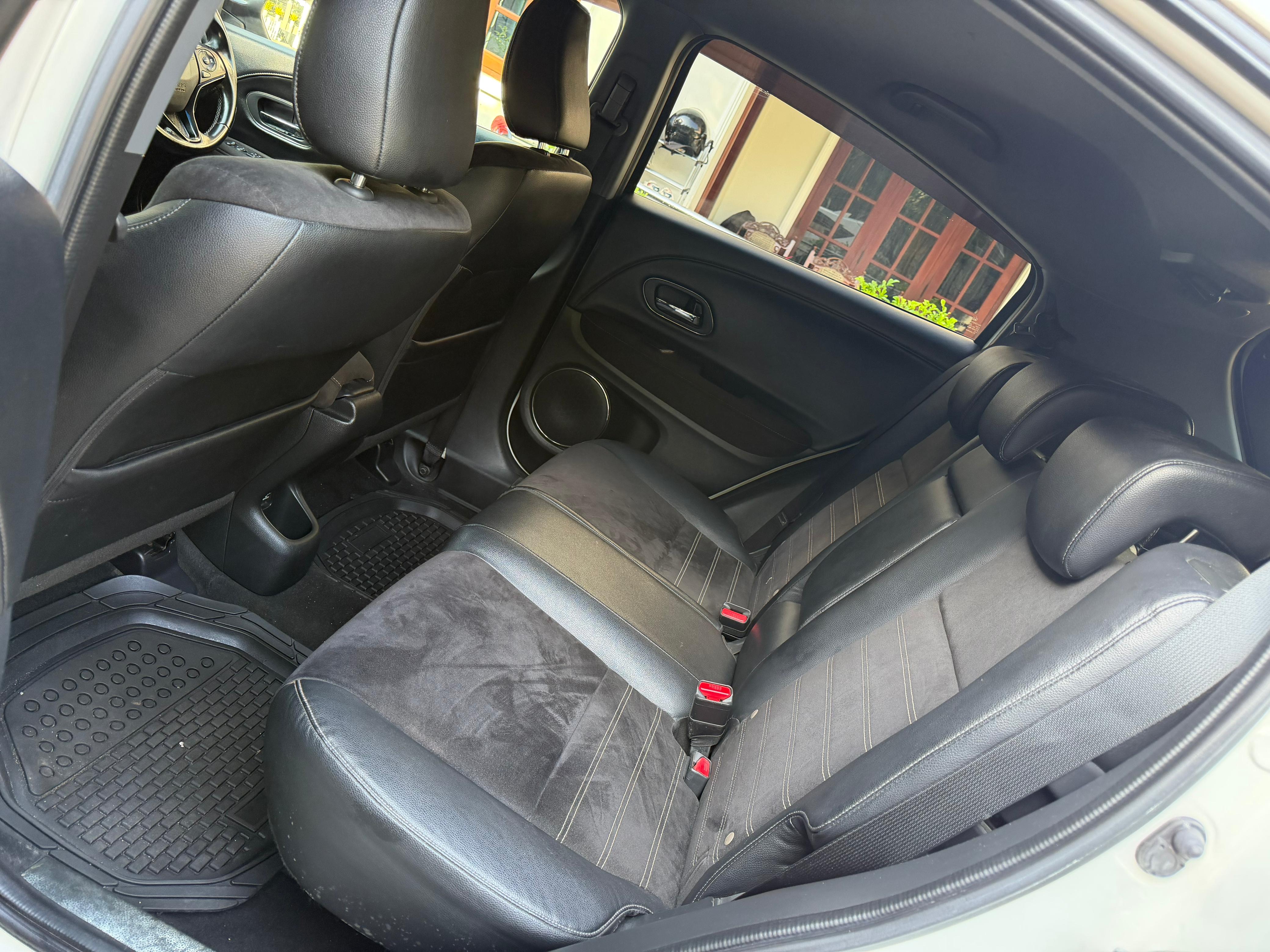 Honda Vezel 2016 - பயன்படுத்தப்பட்டது SUV sale in Sri Lanka - patpat.lk