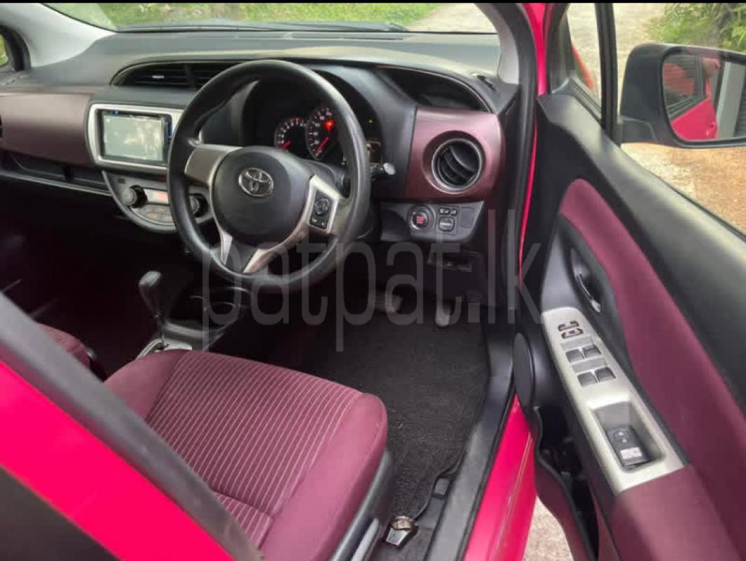 Toyota Vitz 2017 - பயன்படுத்தப்பட்டது கார் sale in Sri Lanka - patpat.lk