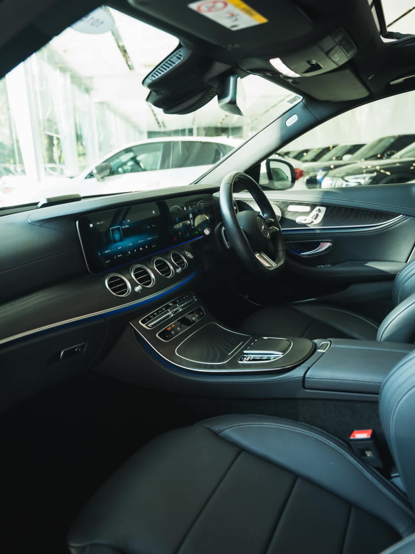 Mercedes Benz E200 2023 - Used Car sale in Sri Lanka - patpat.lk