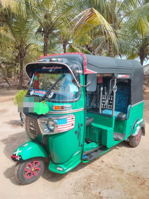 Bajaj Three Wheel 2014 - Used Three wheeler sale in Sri Lanka - patpat.lk