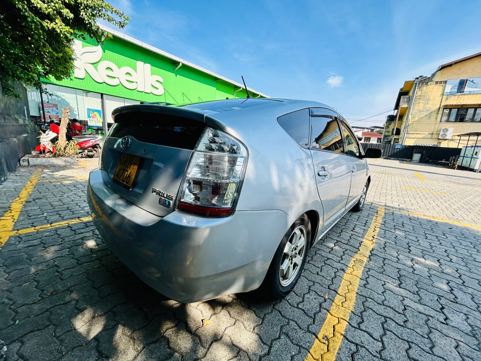 Advertisement image 4