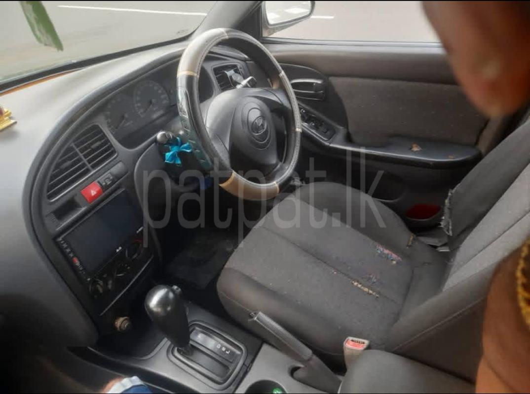 Hyundai Elantra 2001 - භාවිතා කරන ලද කාර් sale in Sri Lanka - patpat.lk