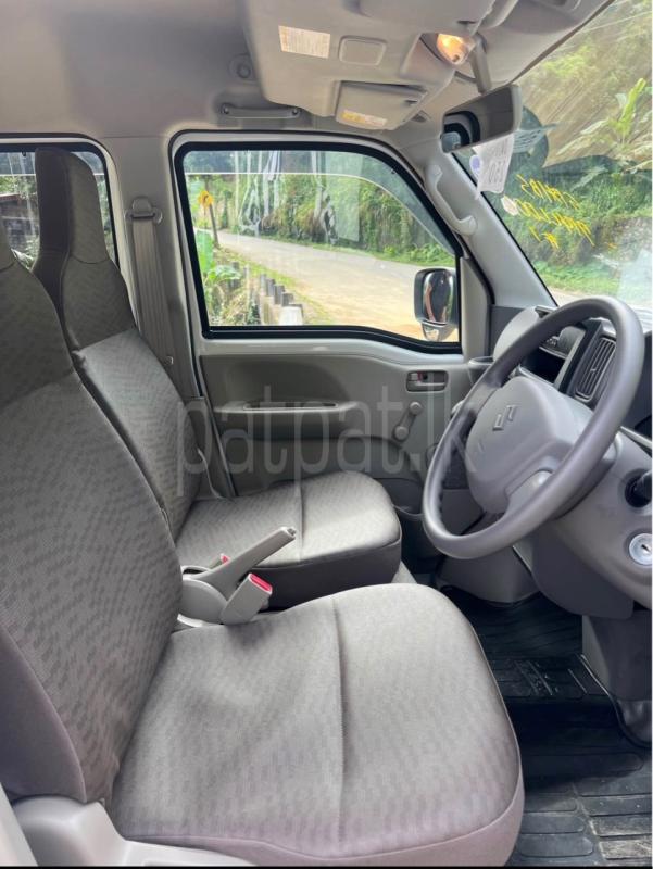 Advertisement image 6