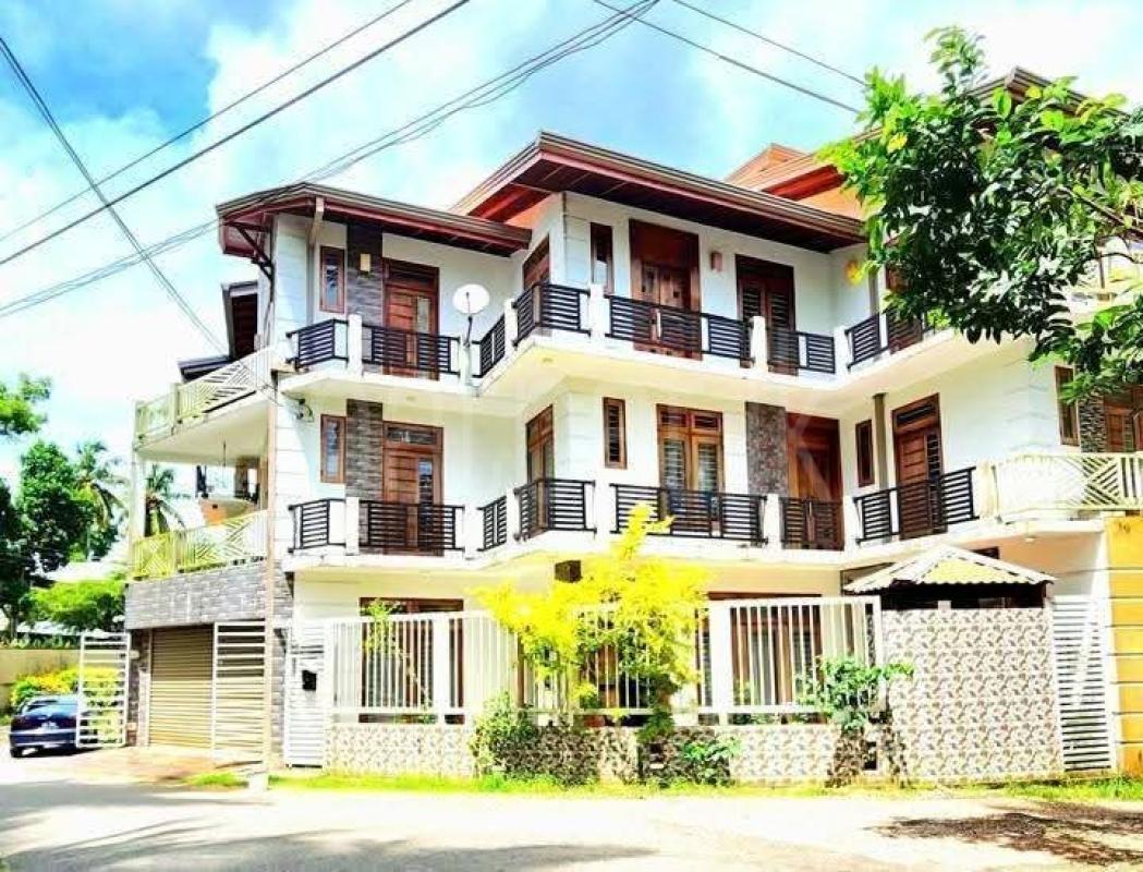House for Sale in Piliyandala ads-image-1