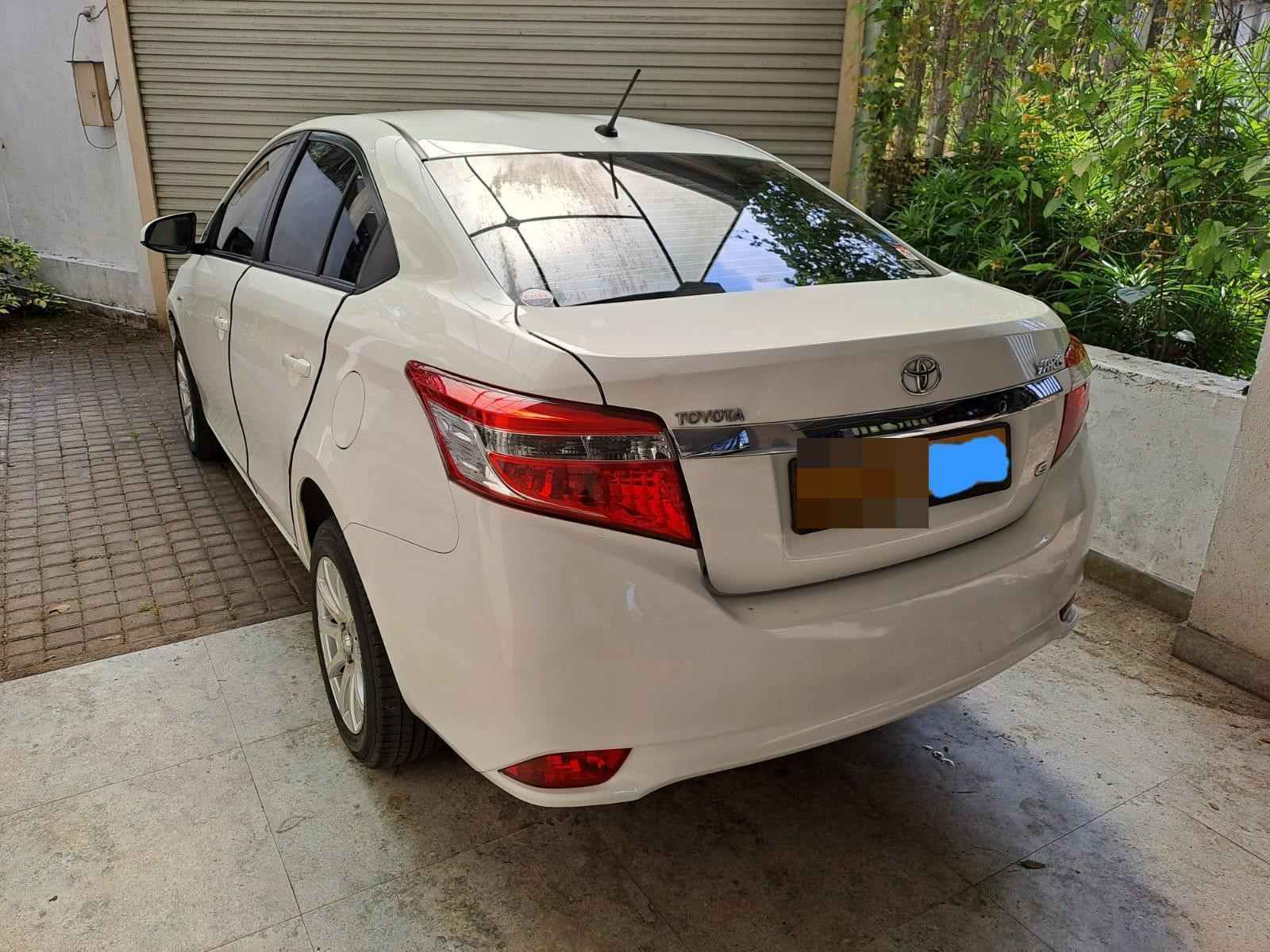 Toyota Yaris 2017 - භාවිතා කරන ලද කාර් sale in Sri Lanka - patpat.lk