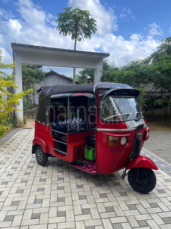Bajaj 4 stroke 2011 - பயன்படுத்தப்பட்டது முச்சக்கர வண்டி sale in Sri Lanka - patpat.lk