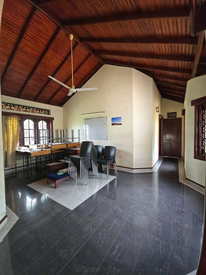 House for Sale in Wellawatta (Colombo 06)
