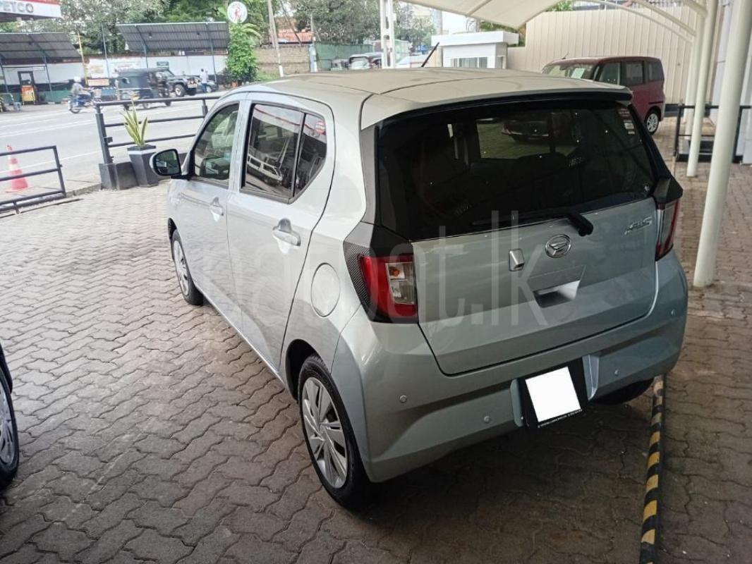 Advertisement image 5