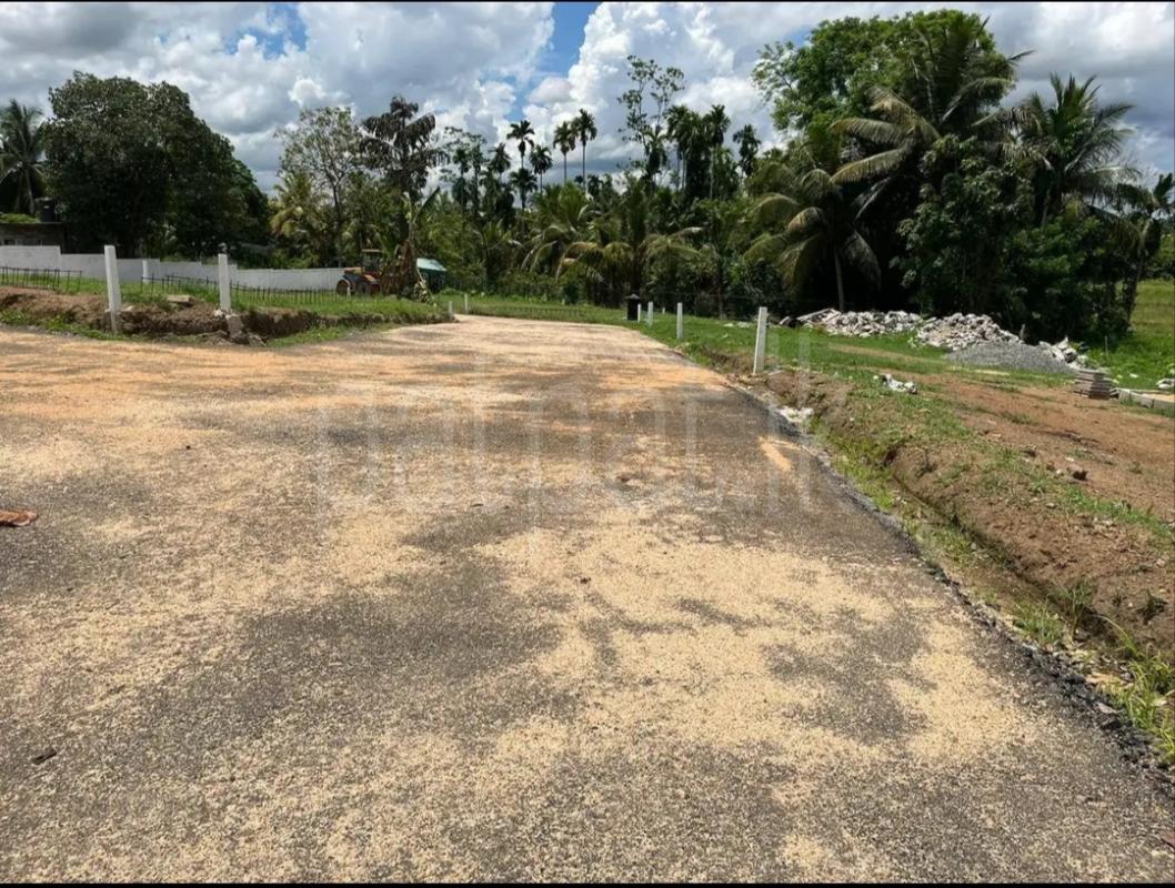 Residential Land for Sale in Kahathuduwa
